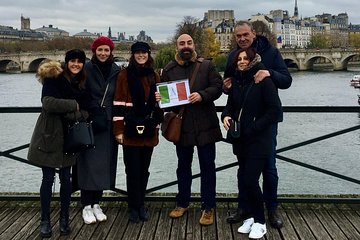 Private Tour in Italian of Paris: Centre, Montmartre, Louvre