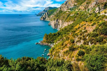 Private Transfer Naples to Amalfi with 2hr of Sightseeing