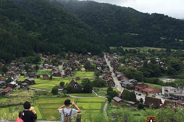 [Day trip bus tour from Kanazawa Station] Weekend only! World Heritage Shirakawago Day Bus Tour