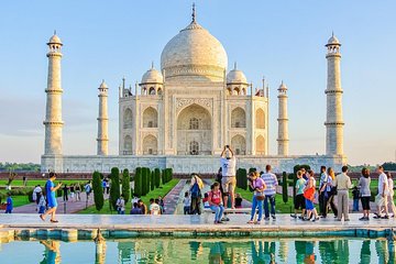 Private Taj Mahal & Agra Fort Tour from Delhi by Car