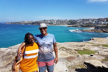 Bondi Beach Walking Tour with Optional Bondi to Bronte Coastal Walk