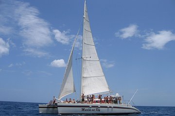 Private Catamaran Tour on Marlin del Rey