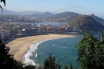 Camino de Santiago trail. Private trekking tour along the coast