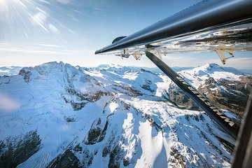 Glacier Sightseeing Experience by Floatplane from Whistler