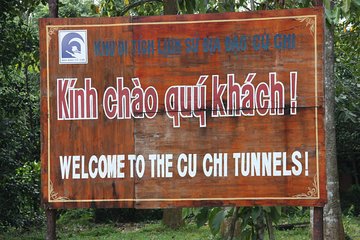 Ho Chi Minh City & Cu Chi Tunnel Small Group Tour With Free Pick Up & Dropp Off