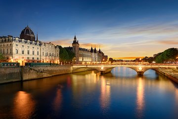 Paris city tour with private guide