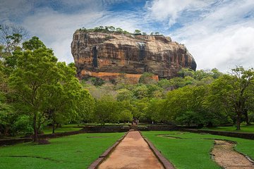 Sigiriya Rock Fortress All Inclusive Day Tour From Habarana