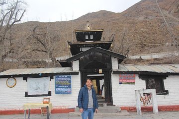 Jomsom-Muktinath ( By Flight ] 3 Night 4 Days Trek