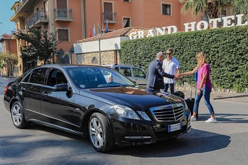 Private Transfer: Sorrento to Naples or Vice Versa