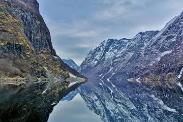 PRIVATE GUIDED TOUR: Norway's Highlights – Viking Special, 11-12 hours – WINTER