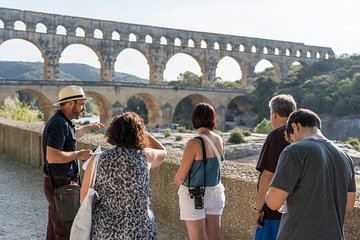 Saint Remy, Les Baux and Pont du Gard Small Group Day Trip