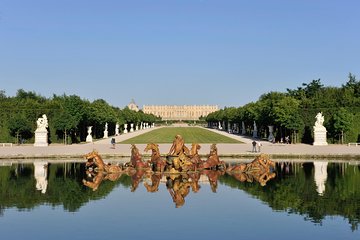 Private Versailles with minivan