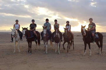 Hurghada: Sea and Desert Tour by Horse