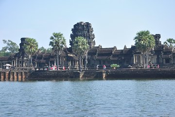Complete Angkor Tours In 2 Days