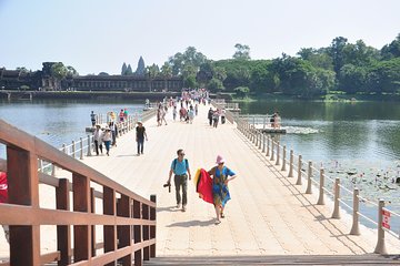 Siem Reap Floating Village and Beng Mealea Temple