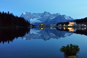 Lakes of the Dolomites: Misurina, Braies, 3 Peaks & Cortina starting from Venice