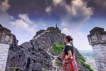 Bai Dinh Pagoda - Hang Mua - Trang An boat trip - Deluxe Ninh Binh Group Tour