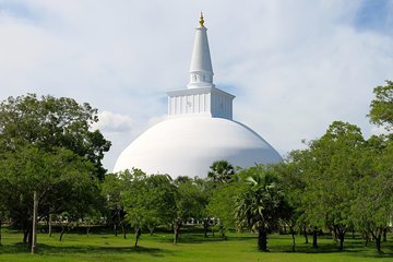 Private day tour to Anuradhapura from Kandy