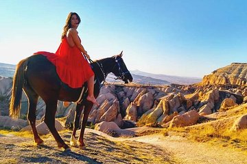 Cappadocia Valley Horse Riding - Half Day Tour 4 hrs / Min 2 pax.