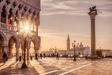 Private Venice City Tour and Gondola Ride