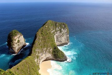  West Nusa Penida with Snorkeling Swim With Manta Rays
