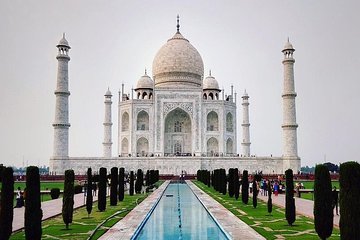 Tajmahal Day Tour By Car from Delhi included Agra Fort and Baby Taj.