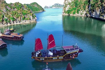 Halong Bay-Cat Ba island 3 days/2 nights(1 night on boat -1 night 3 star hotel)