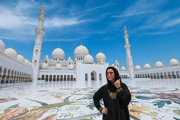 Sheikh Zayed Mosque with a Professional Photographer