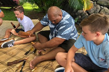 Polynesian Cultural Carving Experience in Holualoa