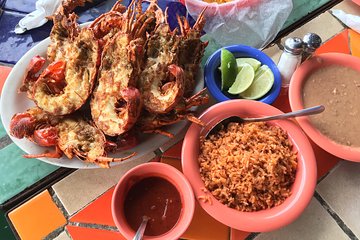 Puerto Nuevo Lobster, Margaritas and Mariachi Private Tour