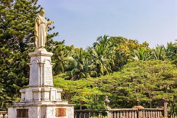 The Sacred Walk of Bandora (Goa) with a local - History & Culture Special