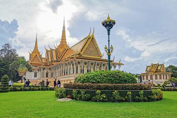 ( Free eSim) Classic Phnom Penh Full Day Tour 