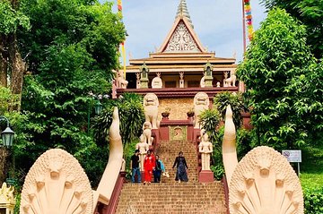 Full-Day Phnom Penh Tuk Tuk City Tours 