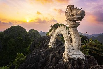 Adventure Ninh Binh Private tour-Mua cave -Hoa Lu-Tam Coc-Biking