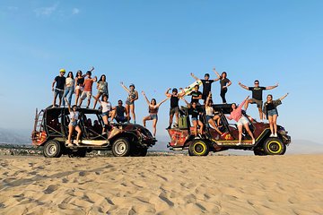 Dune Buggy and Sandboarding Experience in Huacachina Desert