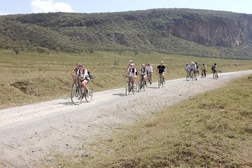 Day Trip To Hells Gate and Lake Naivasha With Optional Boat Ride