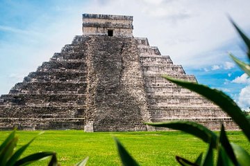 Tour Chichen Itza, Cenote & Valladolid exclusively from Cancun