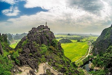 Luxury Ninh Binh Day Trip to Hoa Lu - Tam Coc & Mua Cave