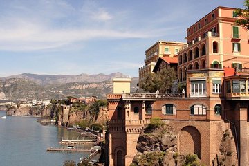 Luxury Transfer from Naples to Sorrento or Vice Versa