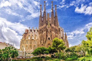 The Glorious Gaudi (Small group): Sagrada Familia & Park Guell 