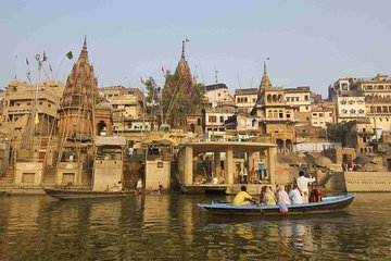 Varanasi Day Tour with Boat Ride and Evening Aarti ceremony