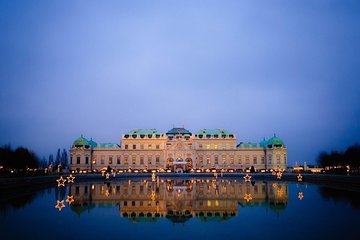 PRIVATE TOUR: From Prague to stunning Vienna with local guide