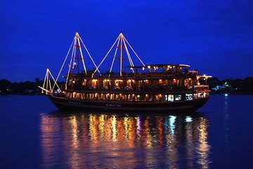 HCMC Magical Night Views: Bitexco Tower & Dinner Cruise