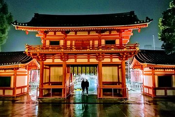 Kyoto night walk tour (Gion district)