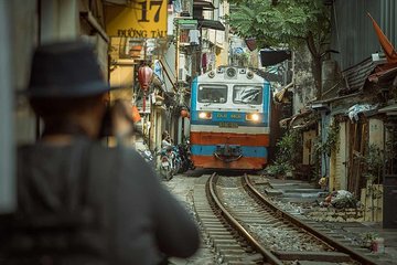 Hanoi On the Tracks Photo Tour