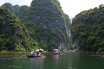 Hoa Lu - Tam Coc Full day Deluxe Small Group