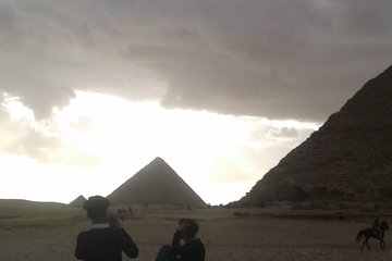 Half-day-Tour-to-Giza-Pyramids-&-Sphinx