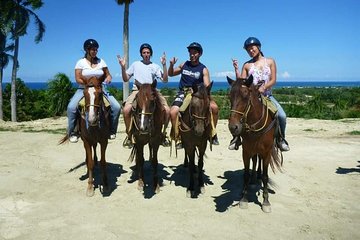 Horseback riding tours by the Beach