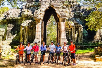 Full Day Discovering Angkor By Bike