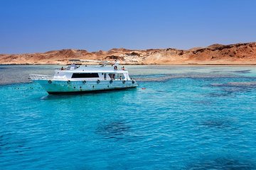 Sharm El Sheikh: Tiran Island Snorkeling with Lunch on Boat